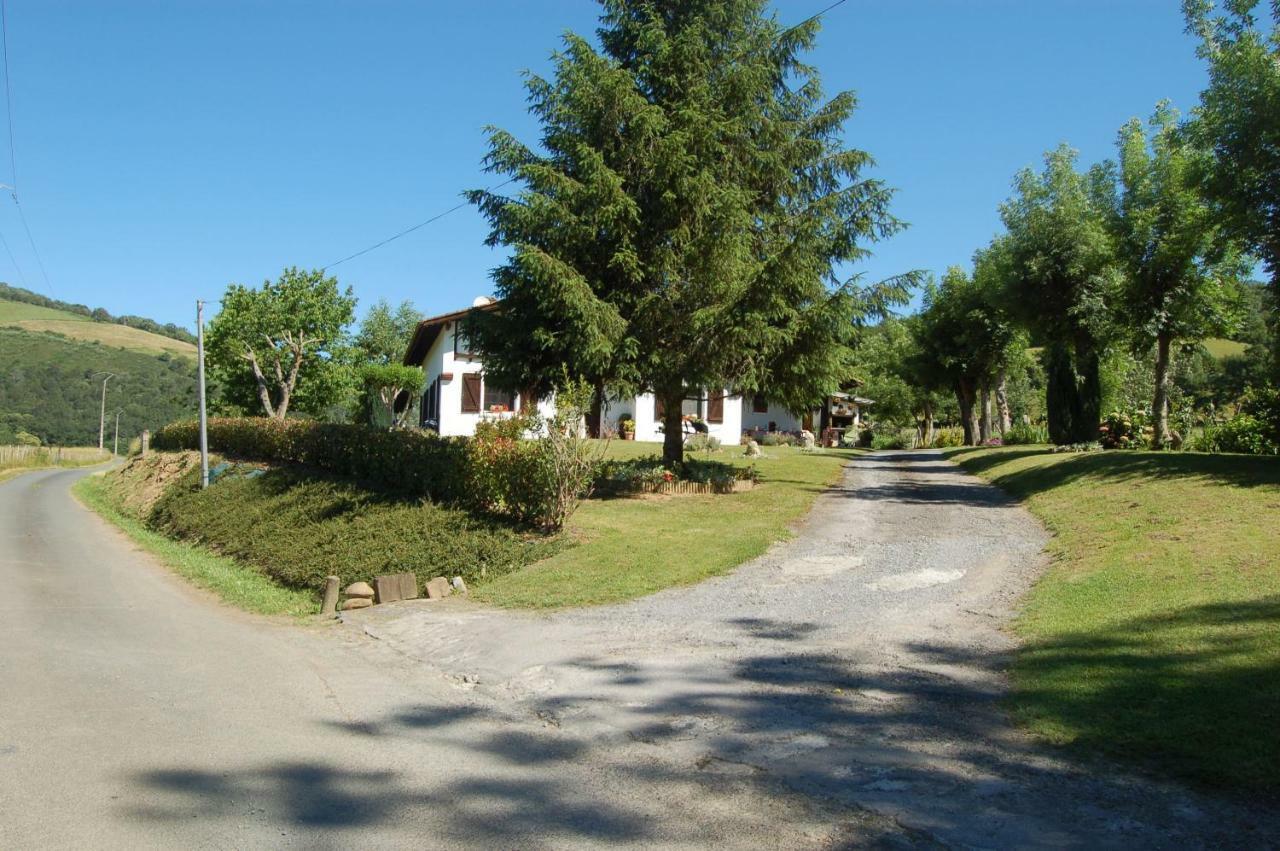 Chambres D'Hotes Esponde Marie-Jeanne Saint-Jean-le-Vieux  Exterior photo