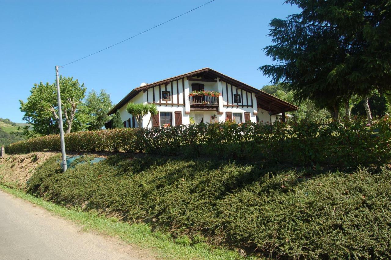 Chambres D'Hotes Esponde Marie-Jeanne Saint-Jean-le-Vieux  Exterior photo